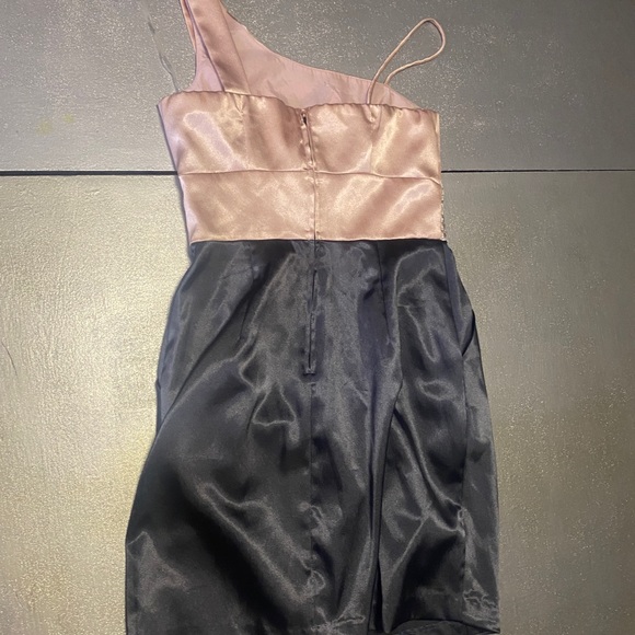 Juniors formal dress - Picture 2 of 4